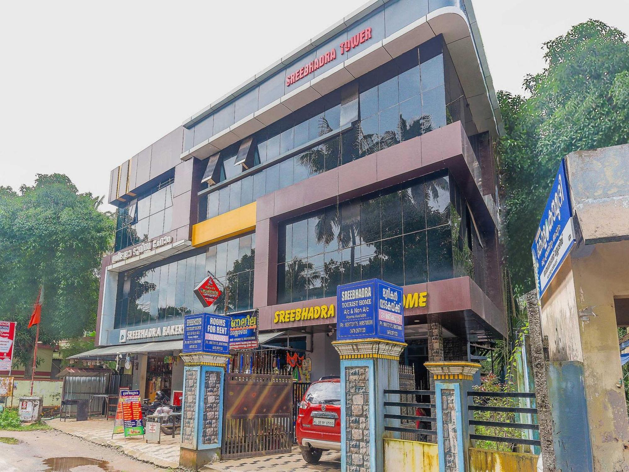 Hotel O Sree Bhadra Tourist Home Kollam Extérieur photo
