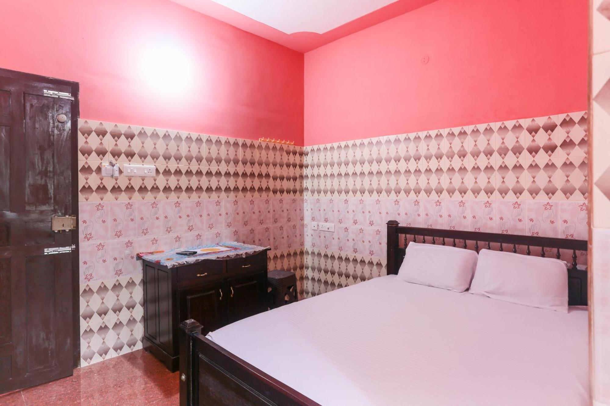 Hotel O Sree Bhadra Tourist Home Kollam Extérieur photo