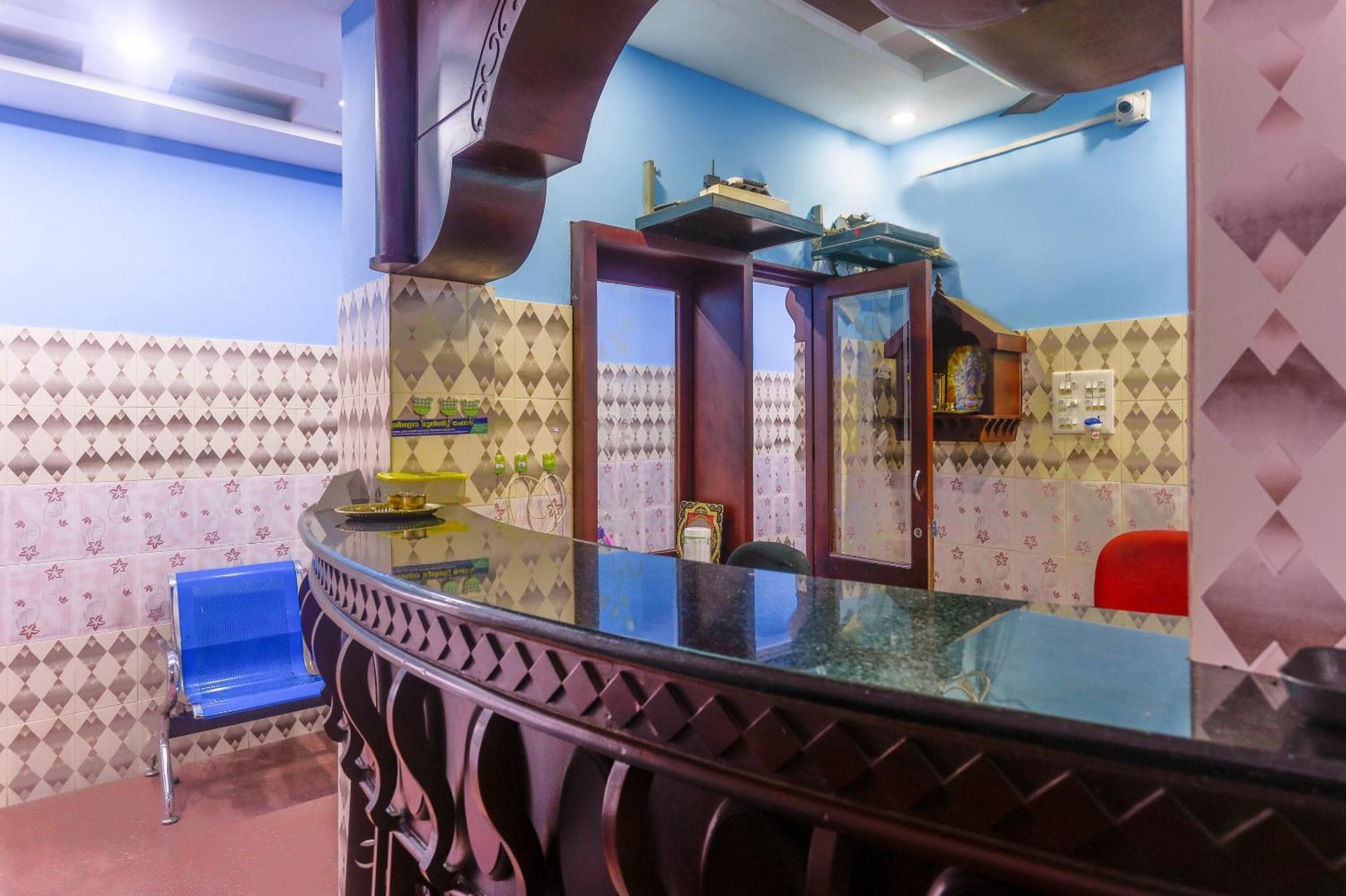 Hotel O Sree Bhadra Tourist Home Kollam Extérieur photo