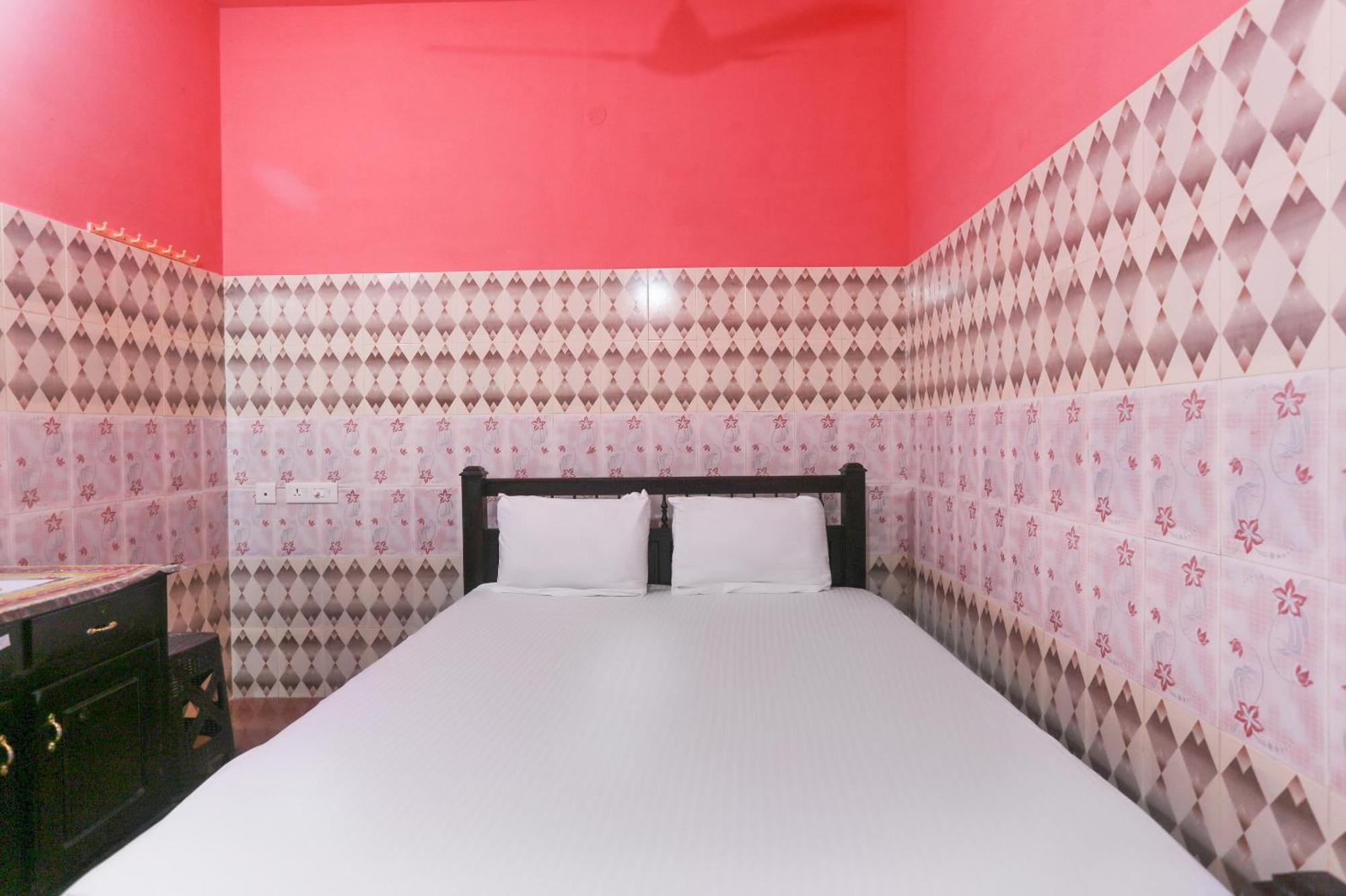 Hotel O Sree Bhadra Tourist Home Kollam Extérieur photo